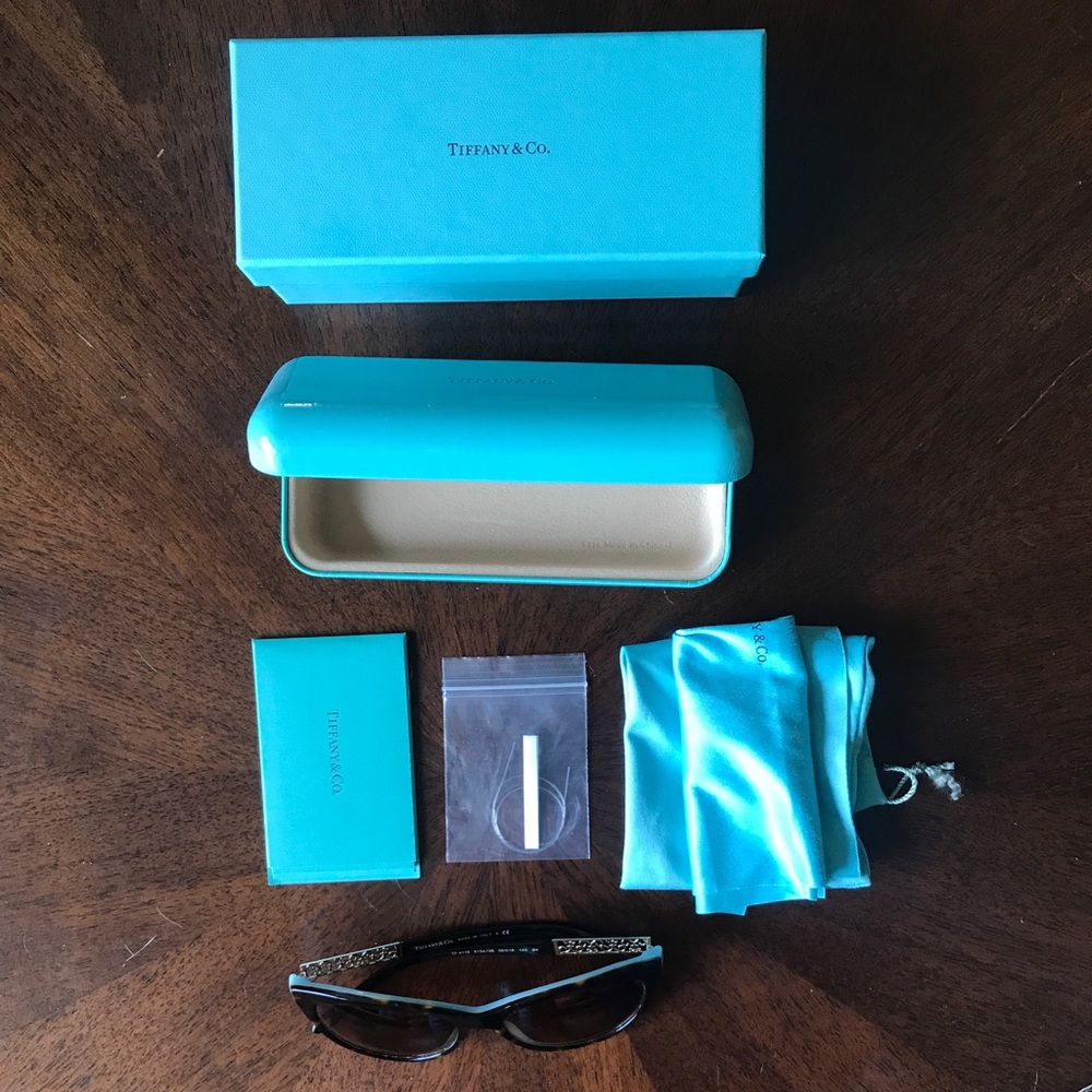 Tiffany cat eye sunglasses